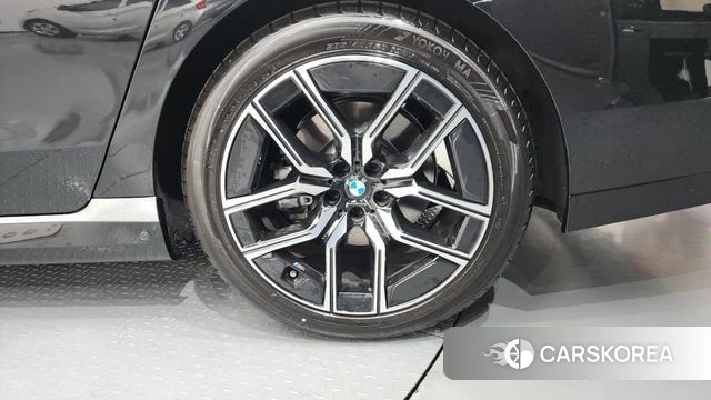 BMW 7 Series (G70) id 4427090 из Кореи 13