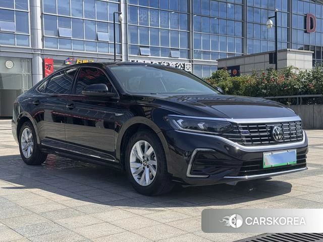 Volkswagen Passat PHEV id 4393181 из Китая 13