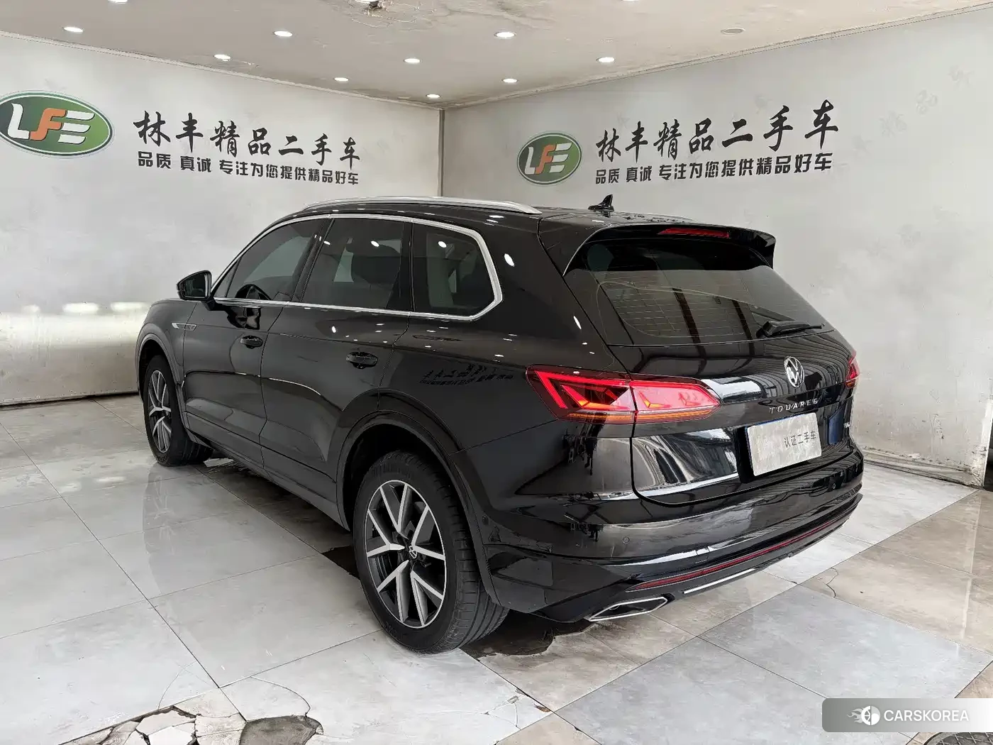 Volkswagen Touareg id 4679569 из Китая 13
