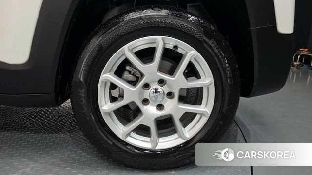 Jeep Renegade id 4683683 из Кореи 13