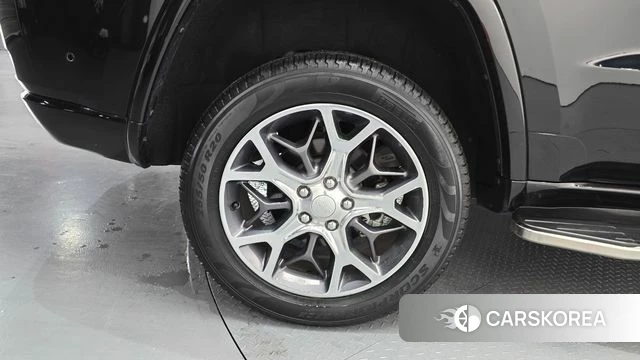 Jeep Grand Cherokee id 4294331 из Кореи 13