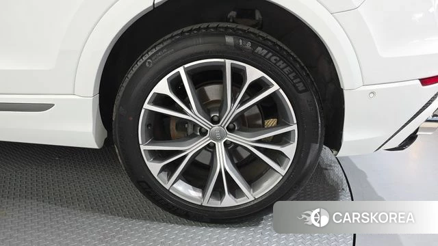 Audi Q8 (4M) id 4294455 из Кореи 13