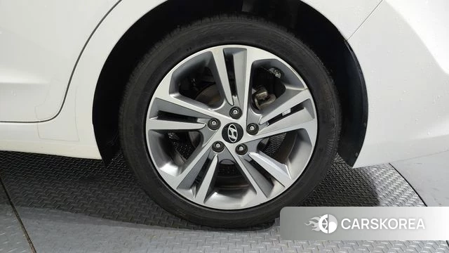 Hyundai Avante AD id 4403498 из Кореи 13