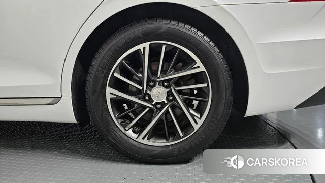 Hyundai The New Grandeur IG id 4855351 из Кореи 13