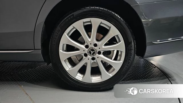 Mercedes-Benz E-Class W213 id 4476860 из Кореи 13