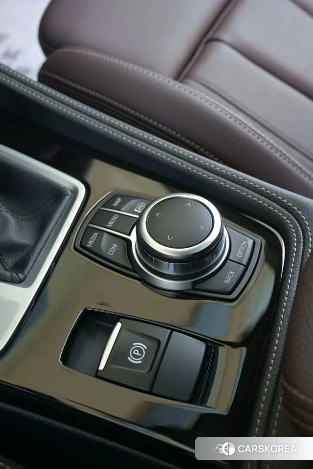 BMW 1 series id 4240356 из Китая 13