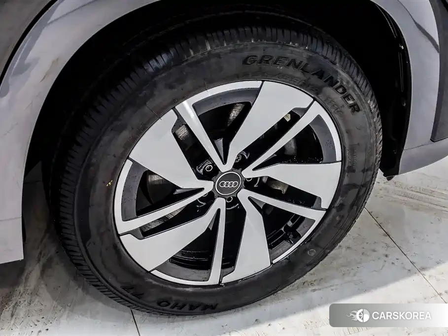Audi Q6 id 4627986 из Китая 14