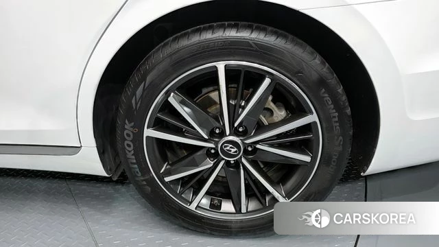 Hyundai The New Grandeur IG id 4361521 из Кореи 13