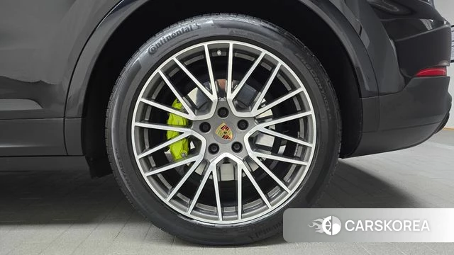 Porsche Cayenne (PO536) id 4551133 из Кореи 13