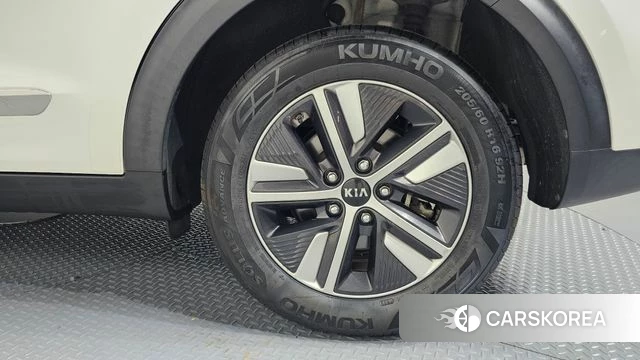 Kia The New Niro id 4662122 из Кореи 13