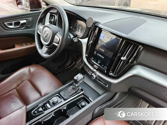 Volvo XC60 id 4208799 из Китая 13