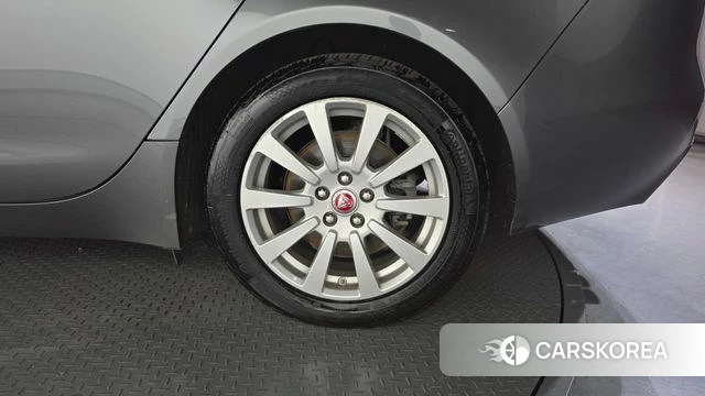 Jaguar XE id 4502565 из Кореи 13