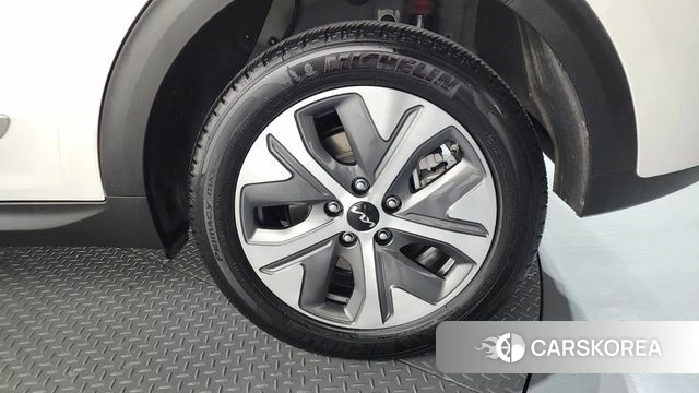 Kia Niro EV id 4495454 из Кореи 13