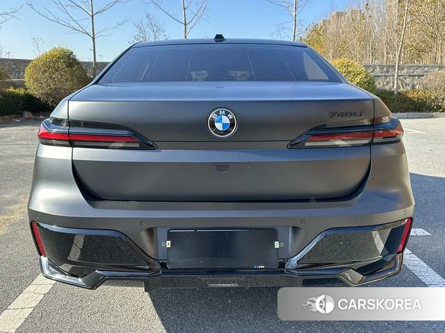 BMW 7 series id 4258054 из Китая 13