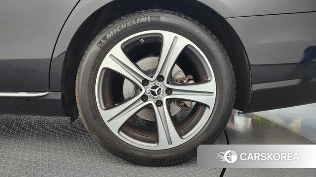 Mercedes-Benz E-Class W213 id 4551814 из Кореи 13
