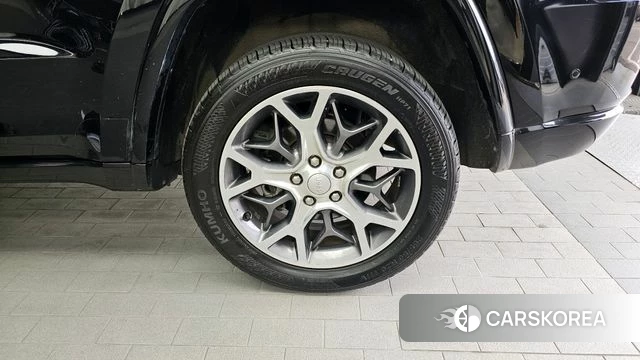 Jeep Grand Cherokee id 4396613 из Кореи 13
