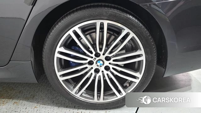 BMW 5 Series (G30) id 4477171 из Кореи 13