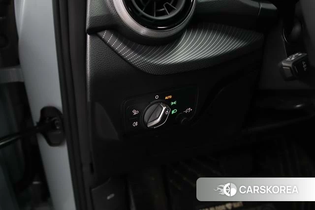 Audi Q2L id 4301025 из Китая 13