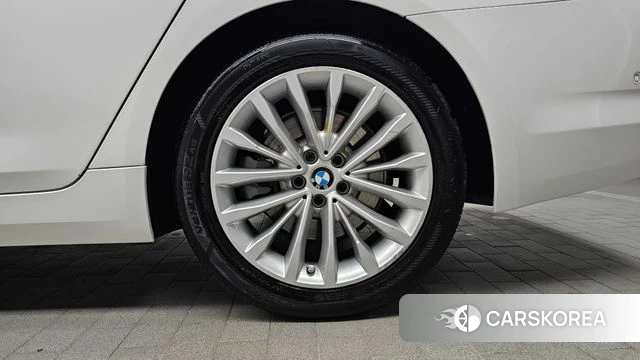 BMW 5 Series (G30) id 4483294 из Кореи 13