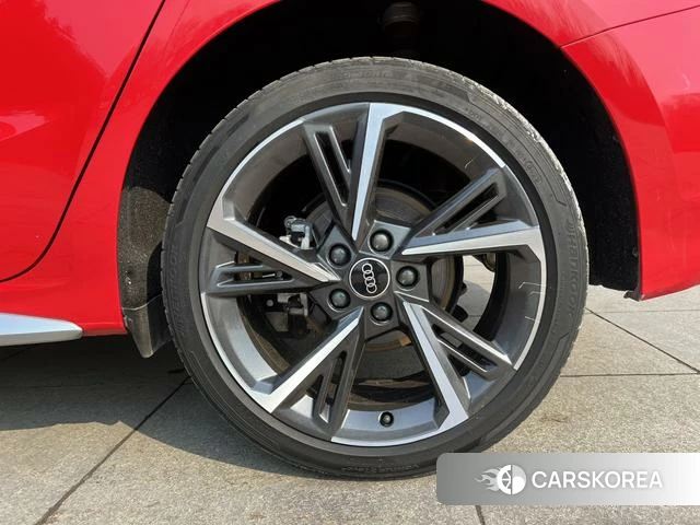 Audi A3 id 4027654 из Китая 13