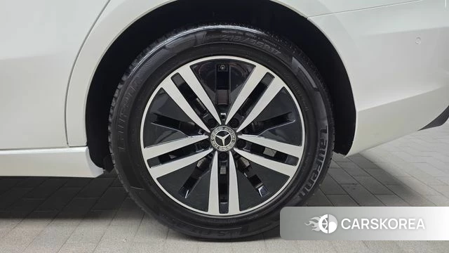 Mercedes-Benz A-Class W177 id 4745711 из Кореи 13