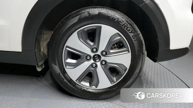 Kia Niro id 4411415 из Кореи 13