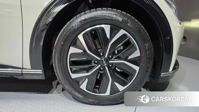 Kia EV6 id 4880491 из Кореи 13
