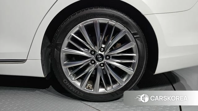Hyundai Grandeur IG id 4447311 из Кореи 13