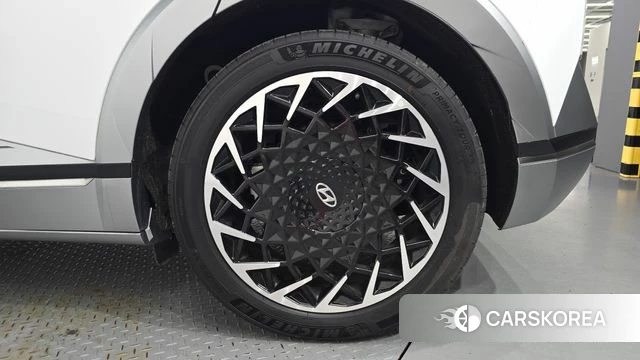 Hyundai Ionic 5 id 4360411 из Кореи 13