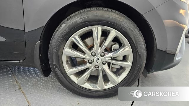 Kia The New Carnival id 4362720 из Кореи 13
