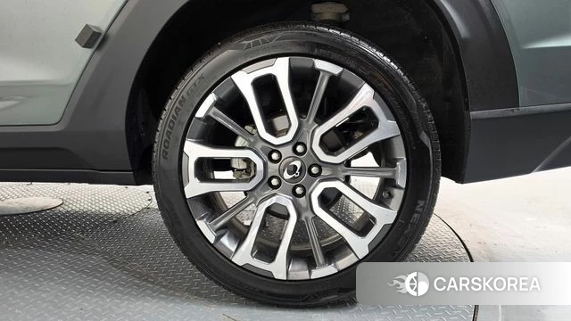 Ssangyong Torres id 4584873 из Кореи 13