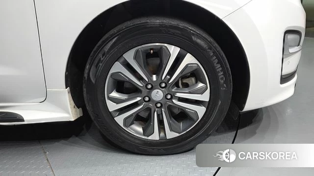 Kia The New Carnival id 4496938 из Кореи 13