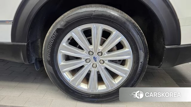 Ford Explorer 6th Generation id 4865030 из Кореи 13