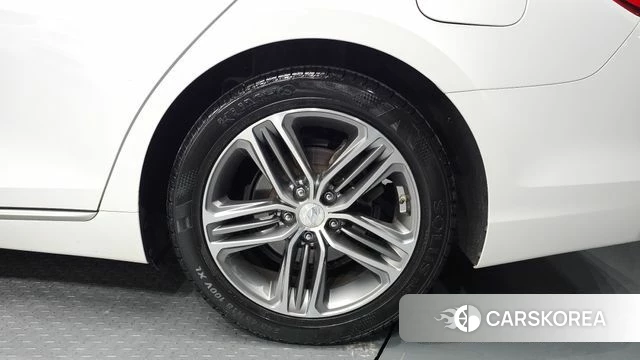 Hyundai Grandeur IG id 4587409 из Кореи 13