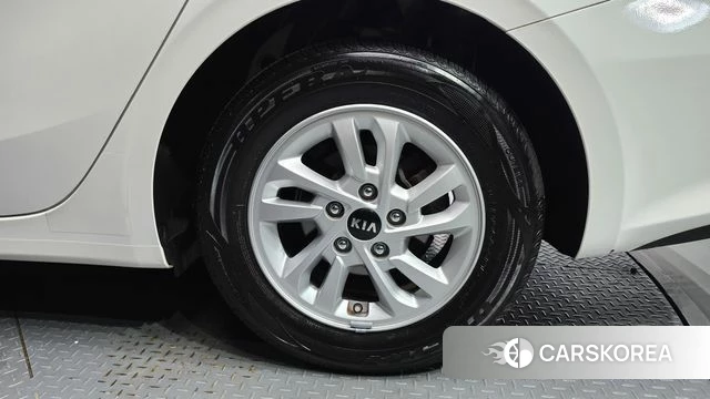 Kia Come New K3 id 4637731 из Кореи 13