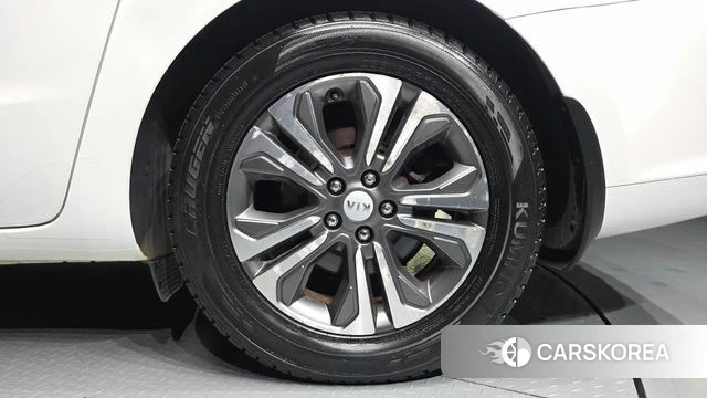 Kia The New Carnival id 4776457 из Кореи 13