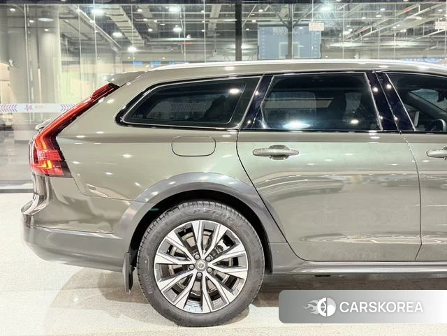 Volvo V90 id 4240934 из Китая 13