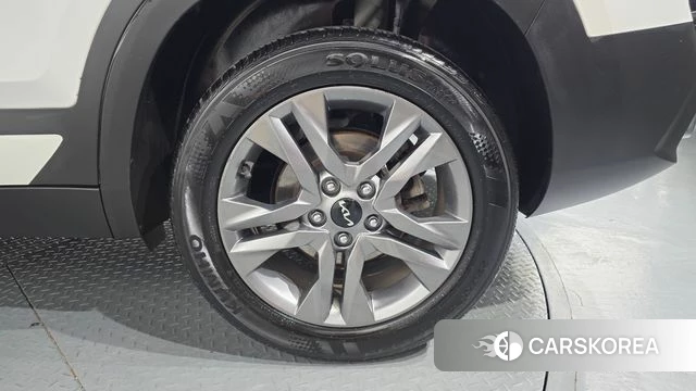 Kia Seltos id 4401725 из Кореи 13