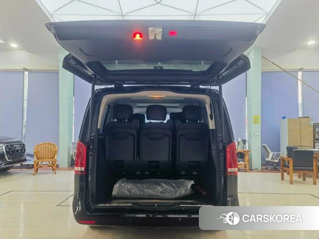 Mercedes-Benz V-class id 4264879 из Китая 13