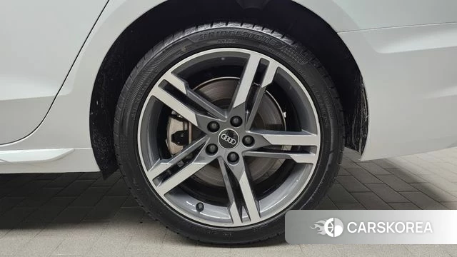 Audi A4 (B9) id 4702360 из Кореи 13