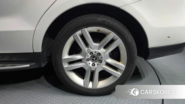 Mercedes-Benz GLE - Class W166 id 4356873 из Кореи 13