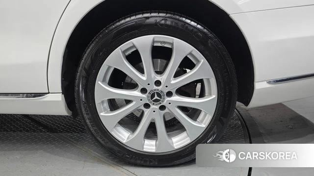 Mercedes-Benz E-Class W213 id 4304378 из Кореи 13