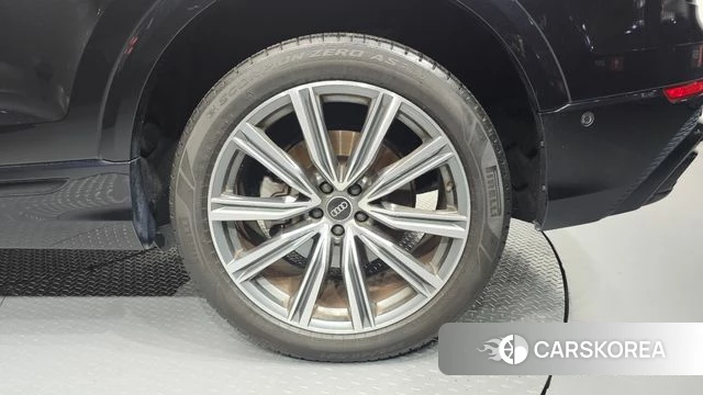 Audi Q8 (4M) id 4625262 из Кореи 13