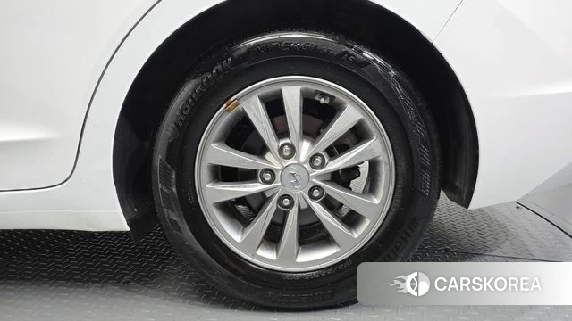 Hyundai The New Avante AD id 4742028 из Кореи 13