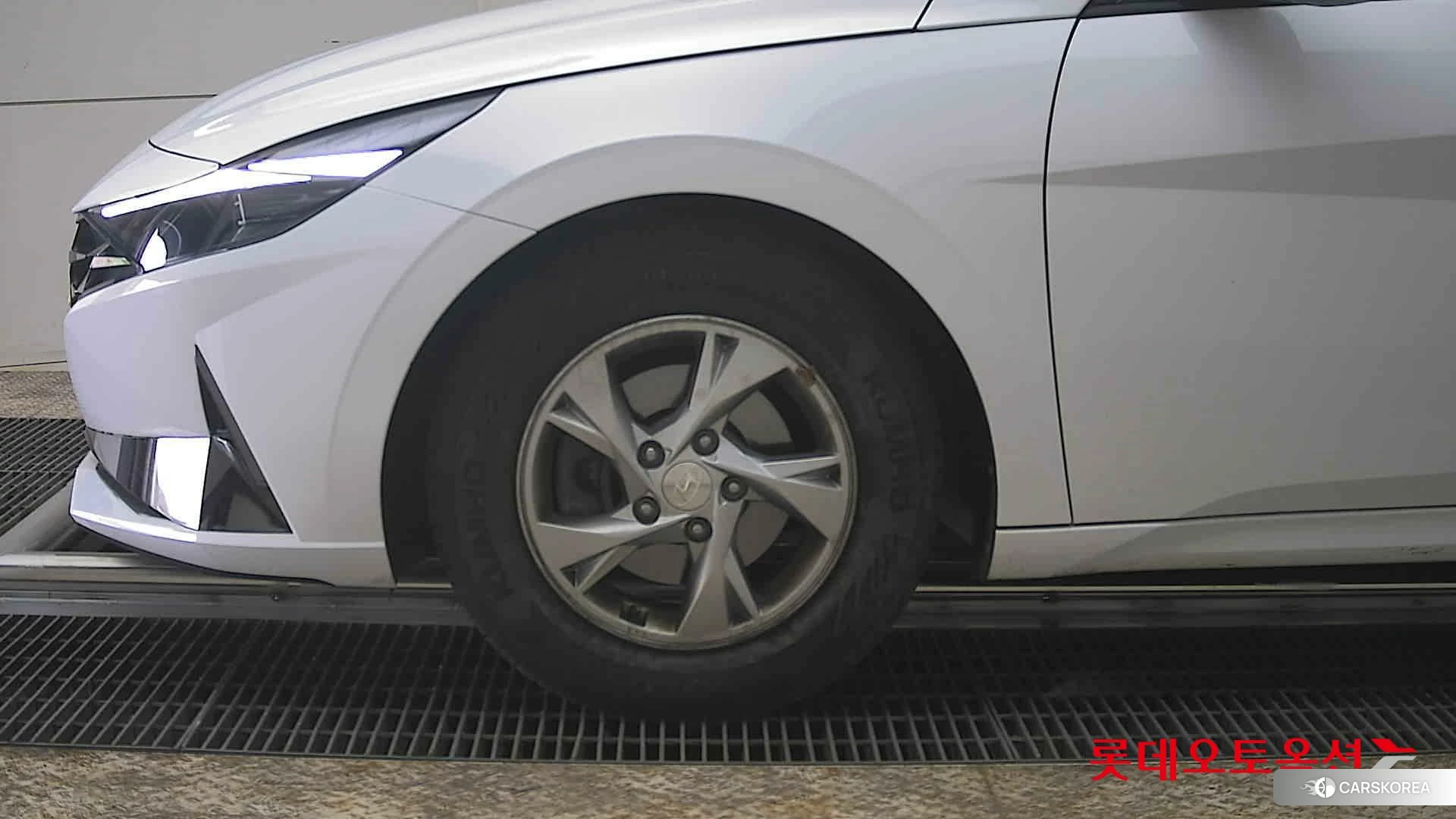 Hyundai Avante id 3875690 из Кореи 13