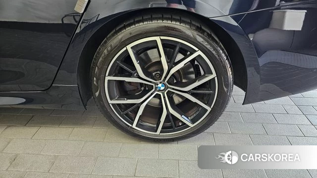 BMW 5 Series (G30) id 4444209 из Кореи 13