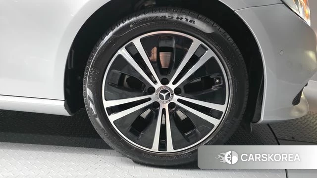 Mercedes-Benz E-Class W213 id 4899914 из Кореи 13