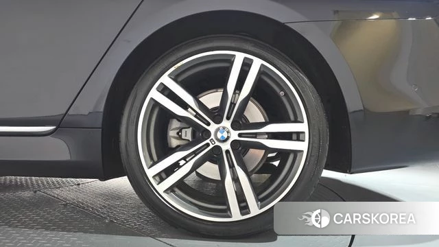 BMW 7 Series (G11) id 4937592 из Кореи 13