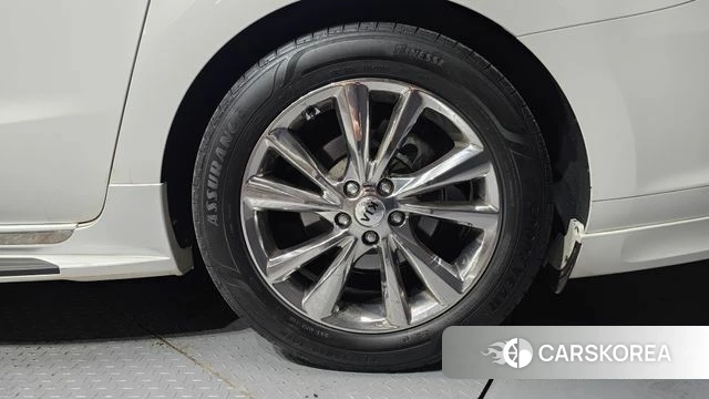 Kia The New Carnival id 4658112 из Кореи 13