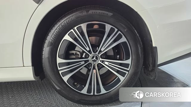Mercedes-Benz E-Class W214 id 4539955 из Кореи 13